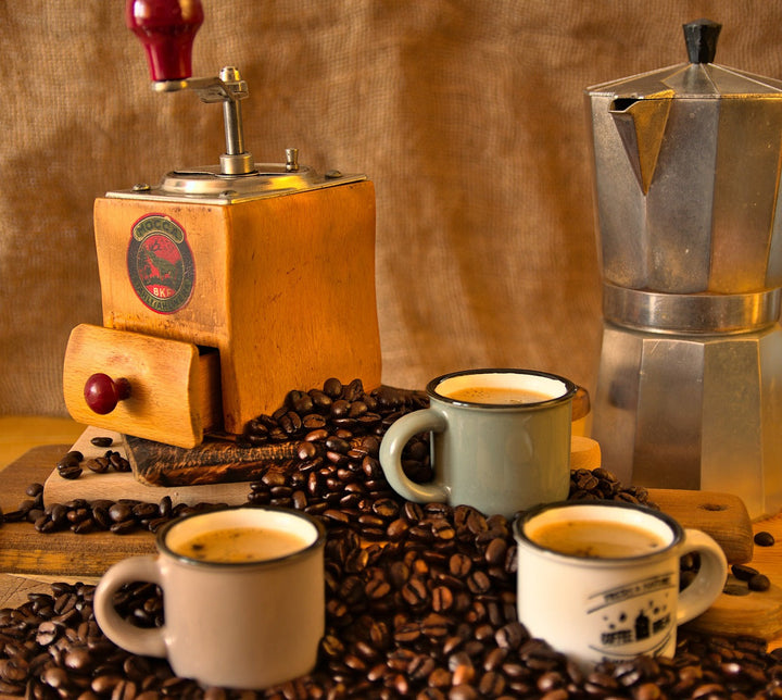 Slow Mornings & Vintage Coffee Corners