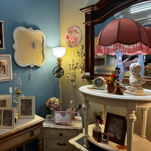 The Art of Mixing Vintage and Modern Lighting in Your Home