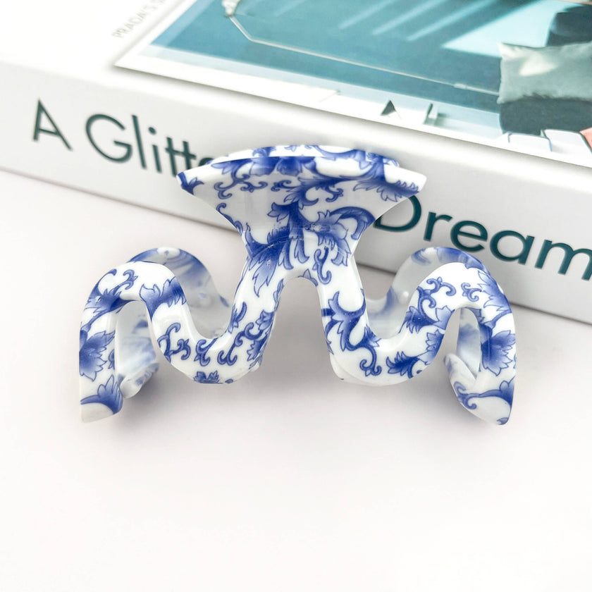 Blue and White Porcelain Textured Claw Clip
