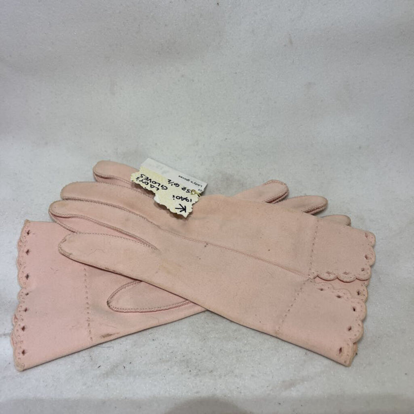 1940s Pink Lady's Gloves 