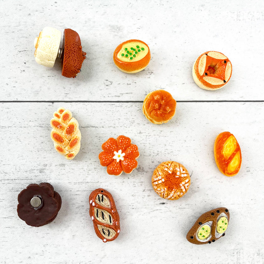Pretzel Bread Fridge Magnet, Baked Goods Magnetic Decor