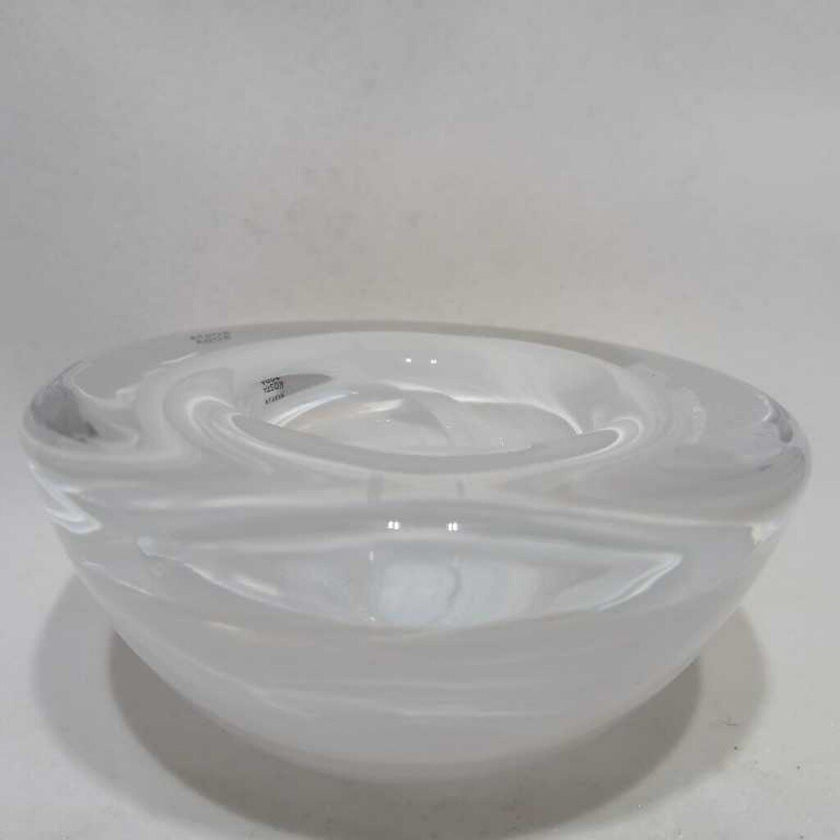 Clear and White Glass Bowl