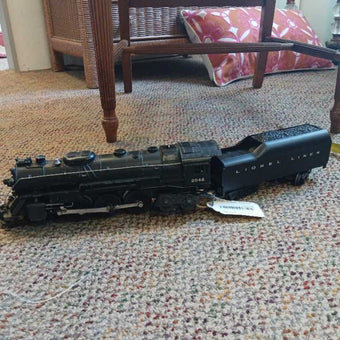 Lionel Postwar Engine and Tender 2 parts