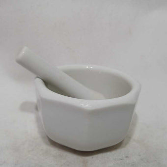 Sm. mortar and pestle