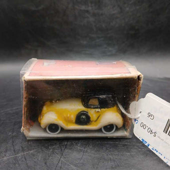 Wallace Berrie 1976 funky Mobil & funky garage
