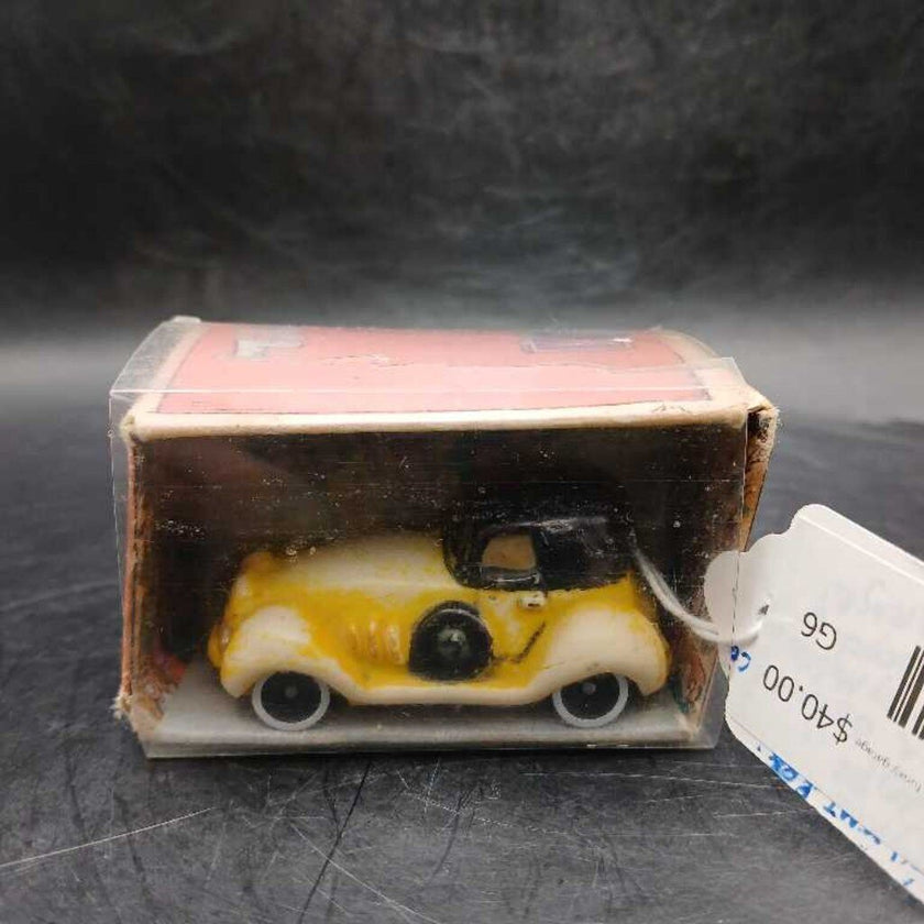 Wallace Berrie 1976 funky Mobil & funky garage