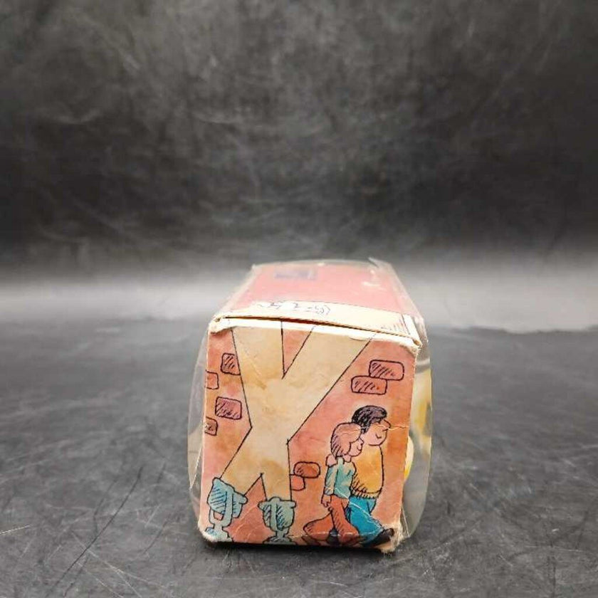 Wallace Berrie 1976 funky Mobil & funky garage
