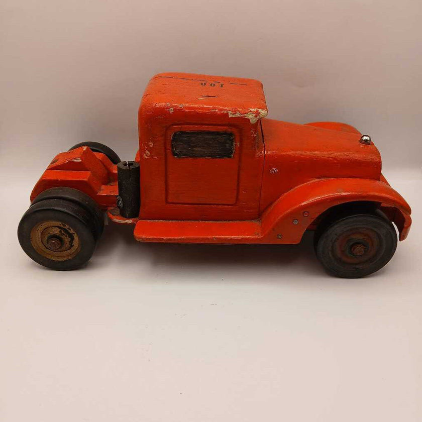 1940's-50's pinewood derby open class dad's truck