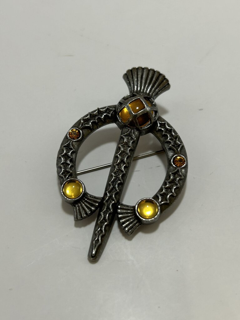 Scottish Amber Cloak Brooch