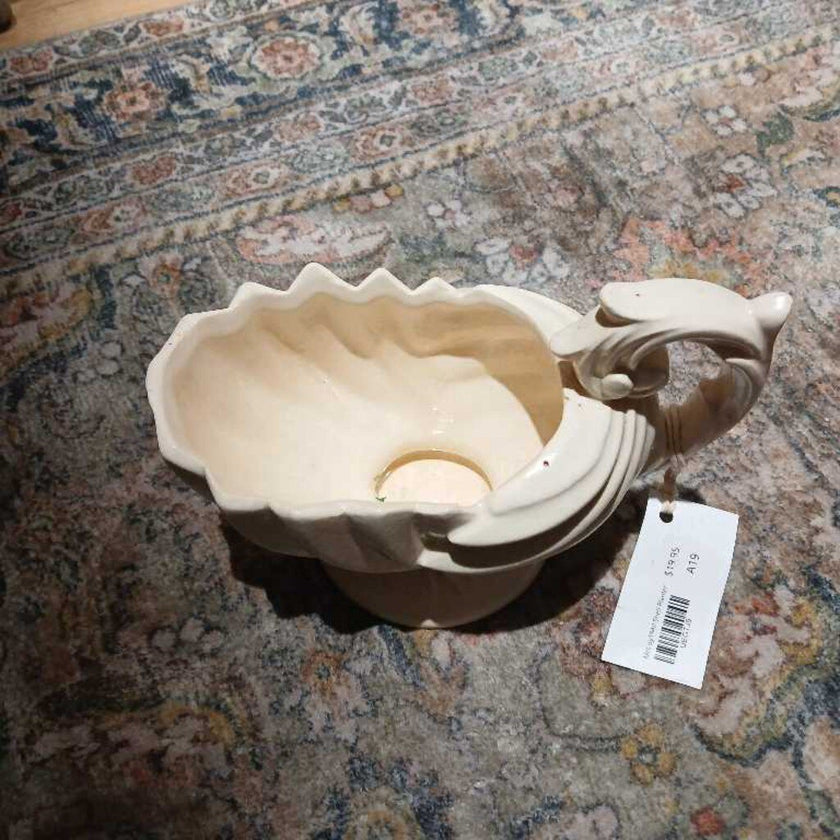 McCoy1948 Shell Planter