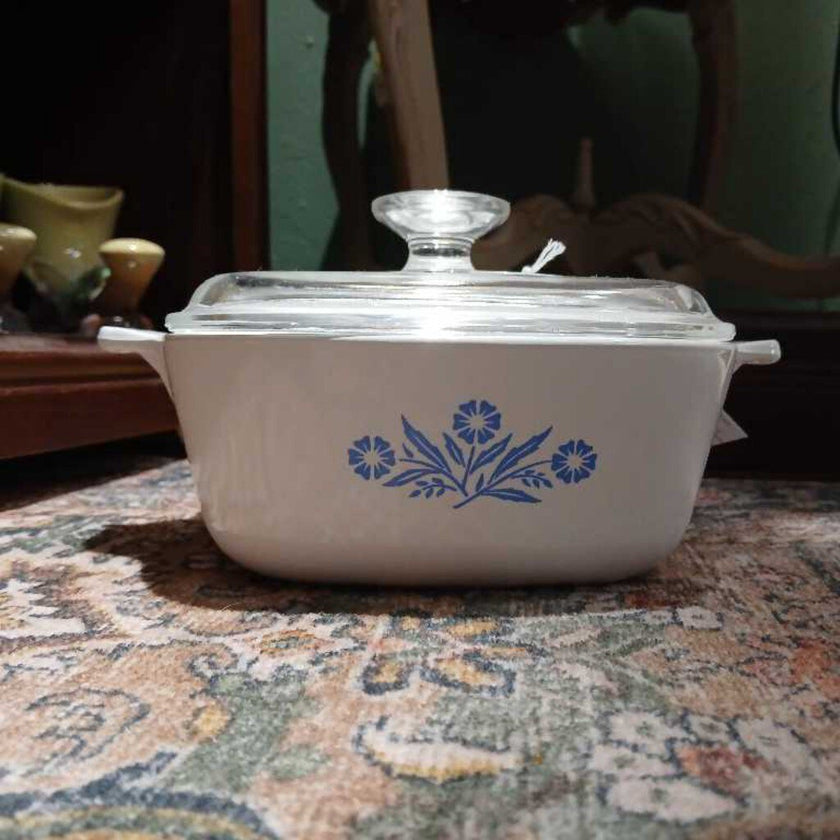 Corning Ware w/ Lid