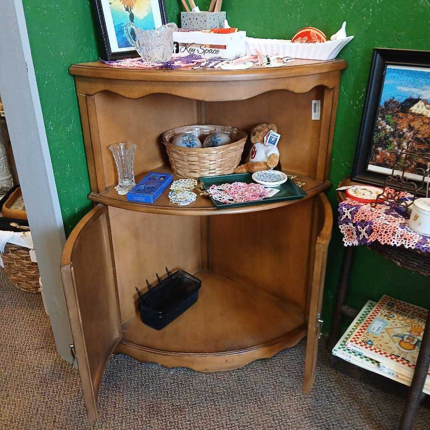 Corner Table