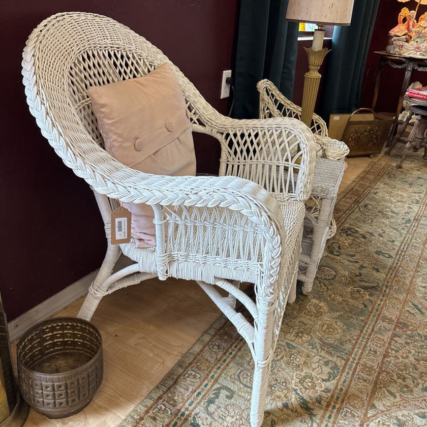 White whicker chair