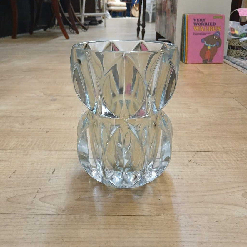 Round Vase