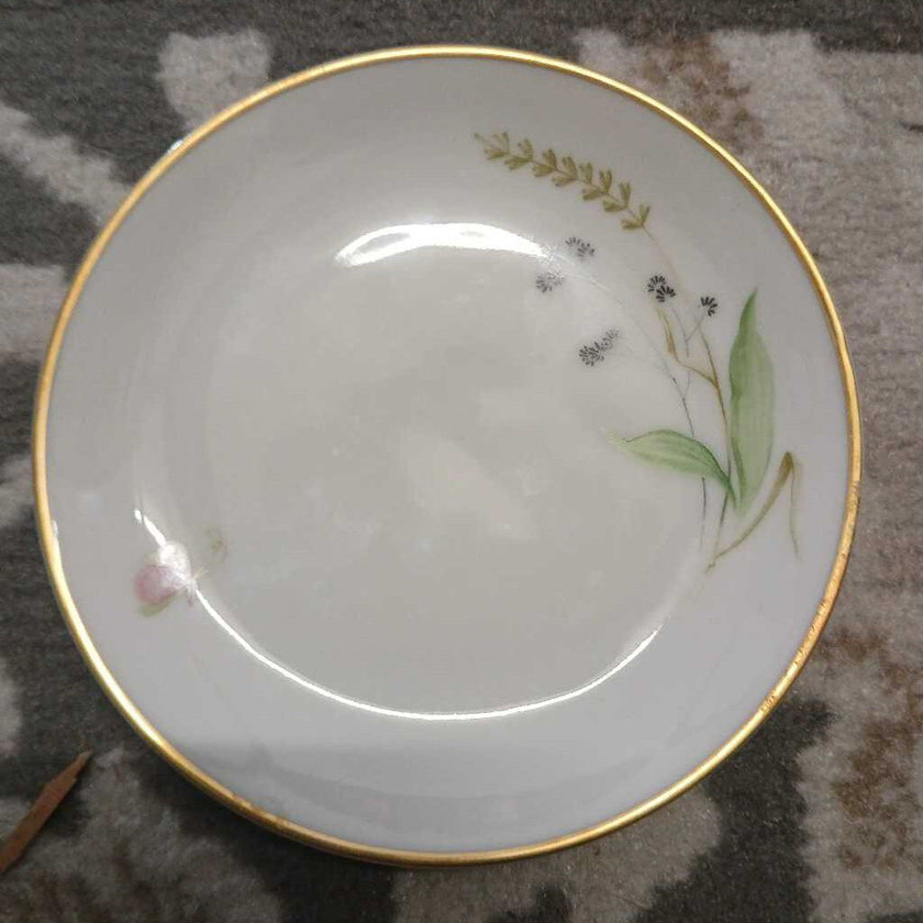 Floral saucer