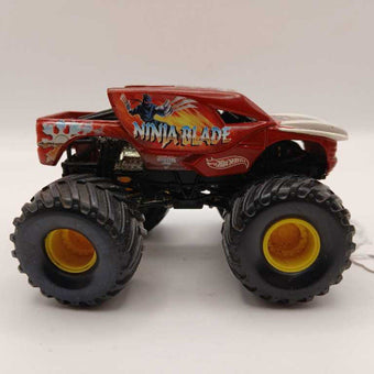 Hot Wheels Die-Cast Monster Vehicle