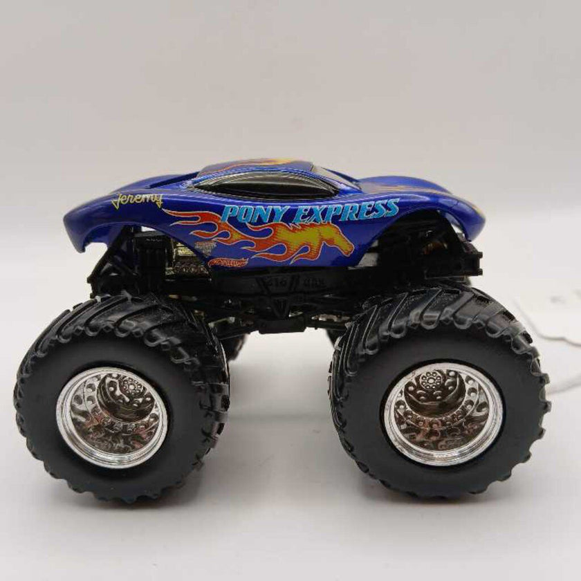 Hot Wheels Die-Cast Monster Vehicle