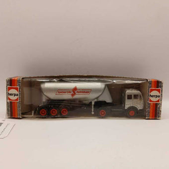 Die-Cast Herpa Petrol Tanker