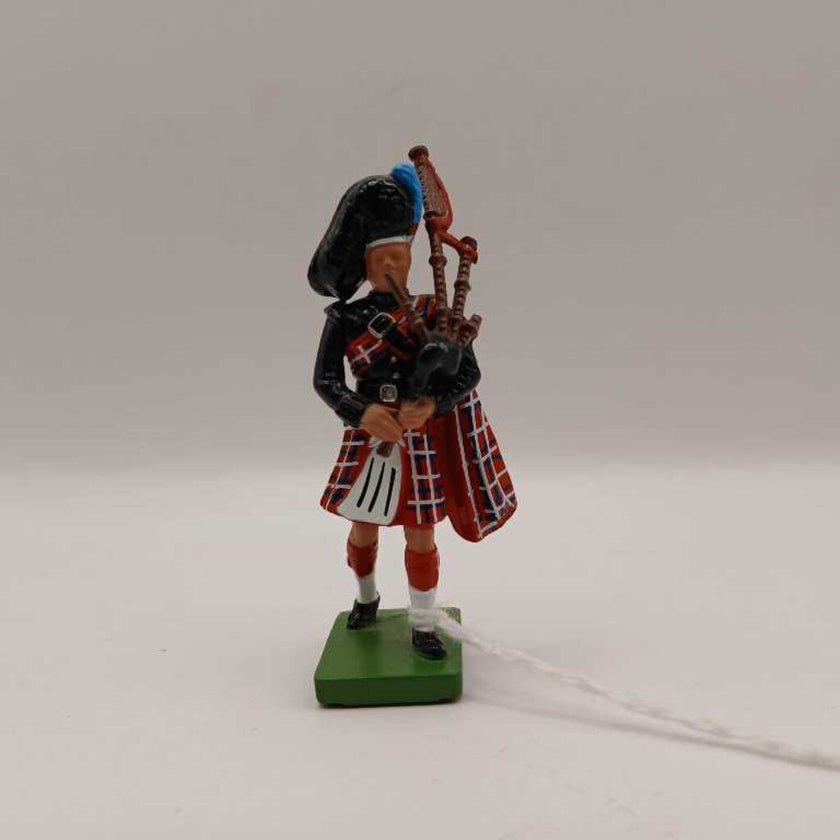 Scots Guard Piper Toy Soldier