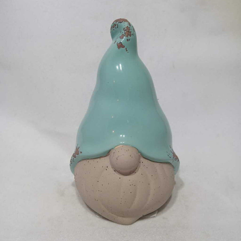 Blue hat knome