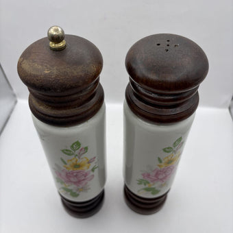 Walmart Salt and Pepper Grinders SET