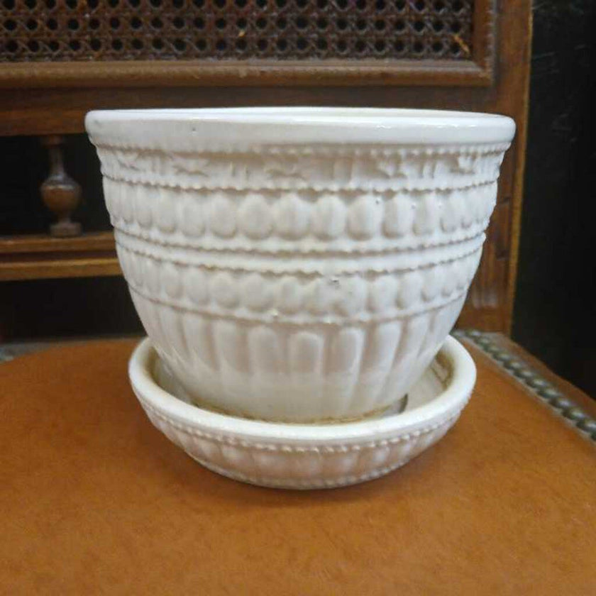 McCoy beaded flowerpot