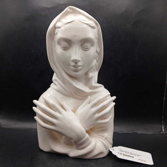 Vtg Holland Mold Ceramic Virgin Mary Figurine 10