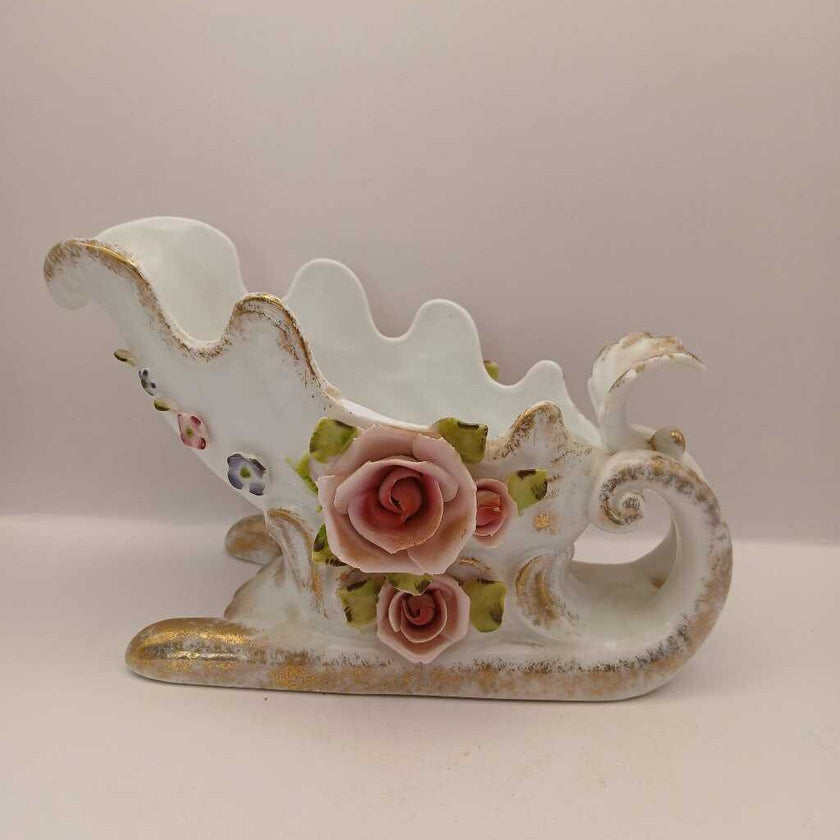 Lefto China hand painted sleigh -as is