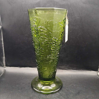 60's MCM Anchor Hocking GR pedestal vase w/ grape pattern