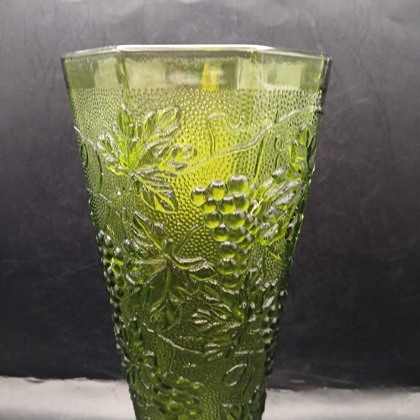 60's MCM Anchor Hocking GR pedestal vase w/ grape pattern
