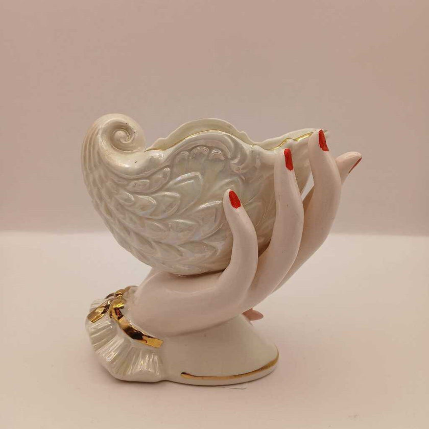 Norleans Japan Hand Shell Vase
