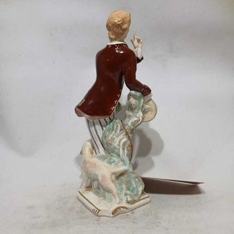 Wedgewood Man w/ Dog Figure