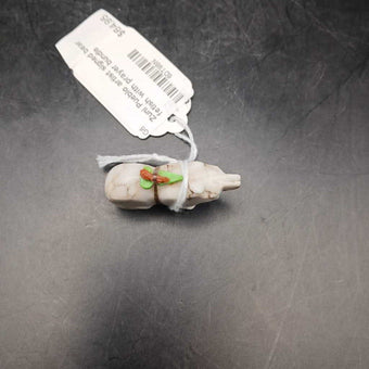 Zuni Pueblo artist signed bear fetish with prayer bundle