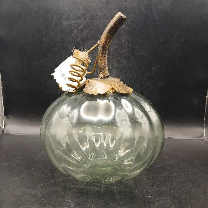 Clear glass pumpkin