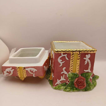 Royal Albert ceramic gift box