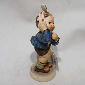 1952 - Hummel - Boy w/Toothache