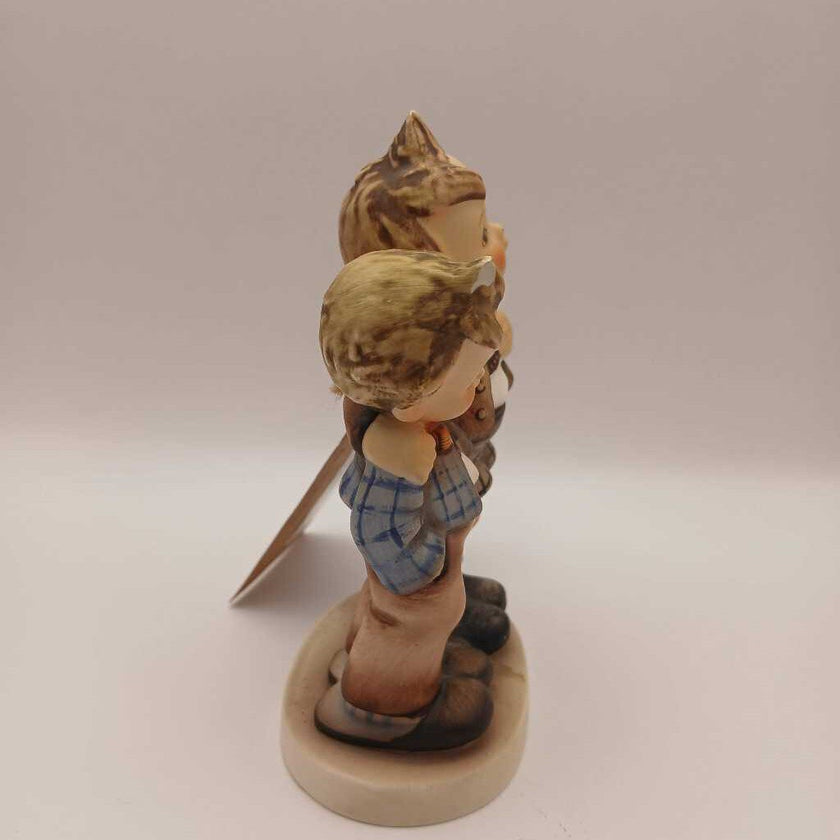 1960-1963 Hummel figurine