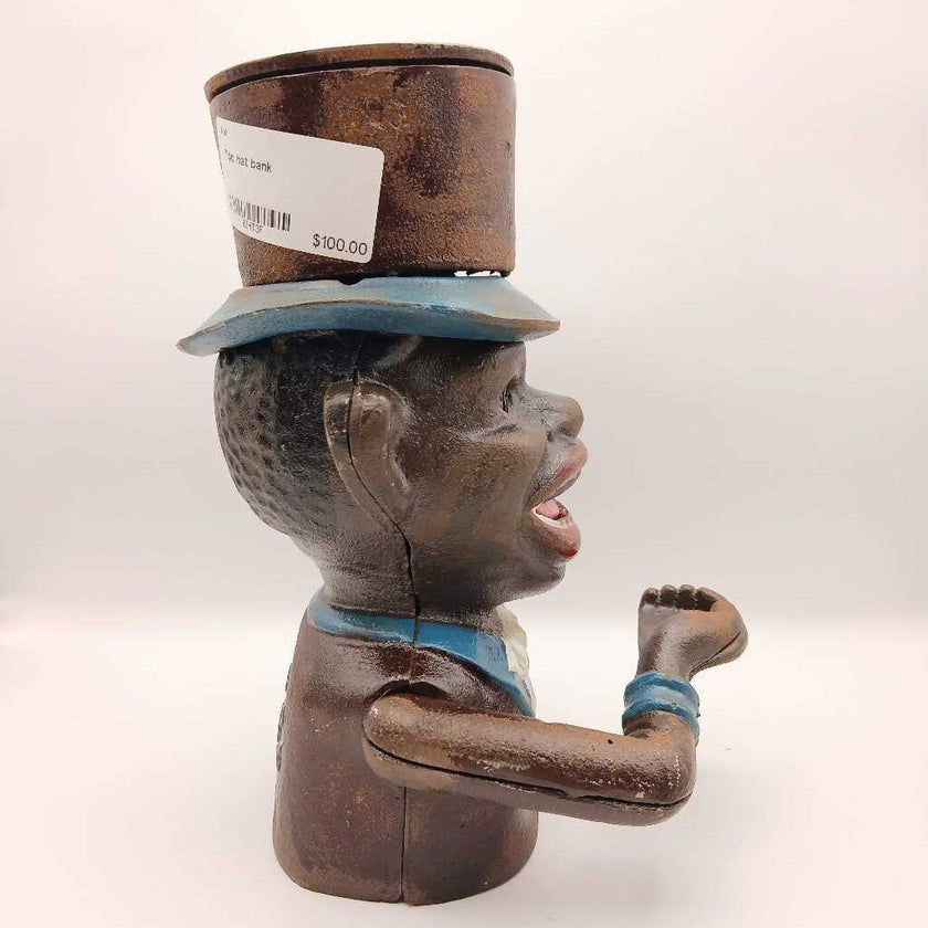 Top hat bank