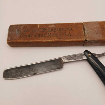 Worchester straight razor