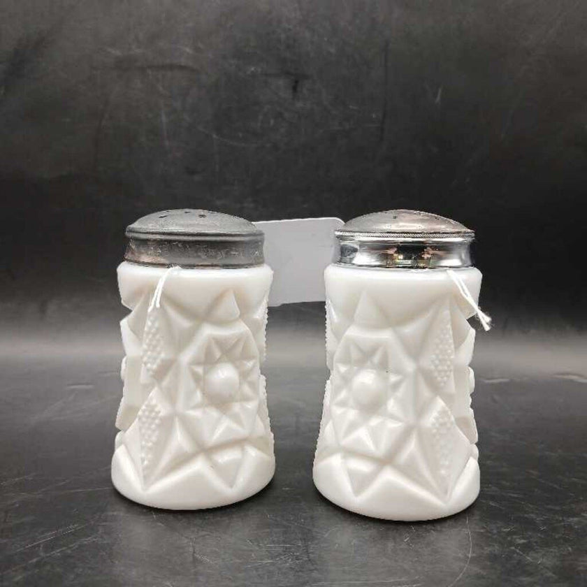 Fostoria Winburn White Milk Glass Salt & Pepper Shaker Set