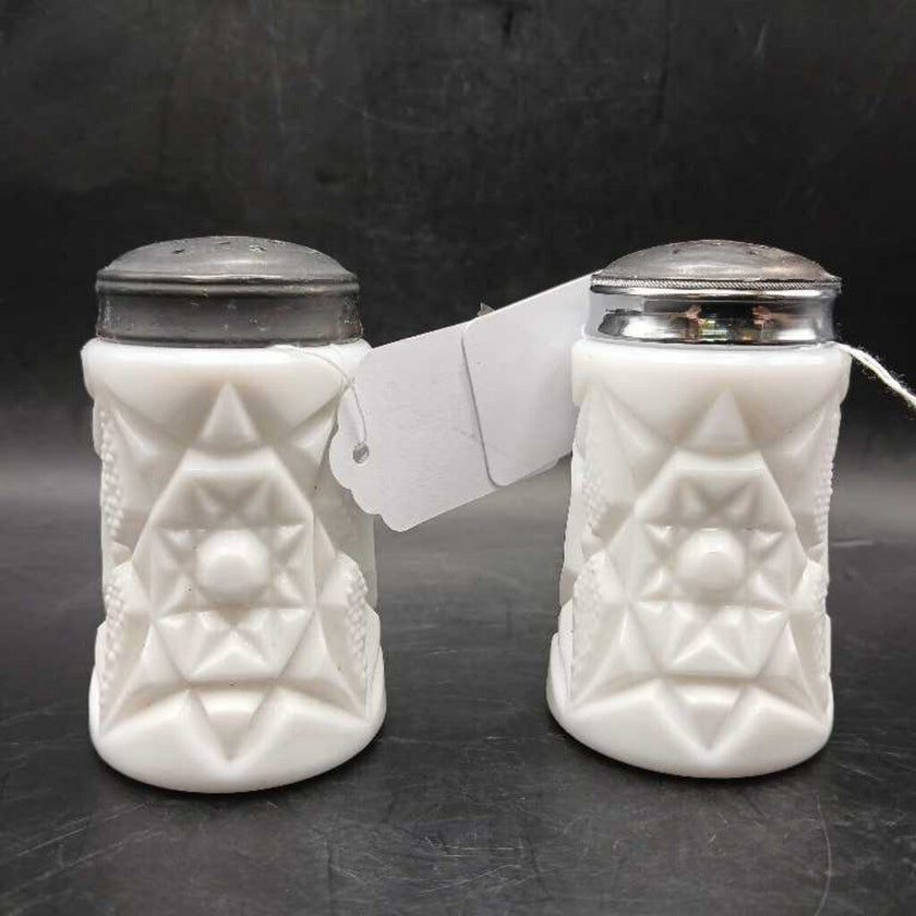 Fostoria Winburn White Milk Glass Salt & Pepper Shaker Set