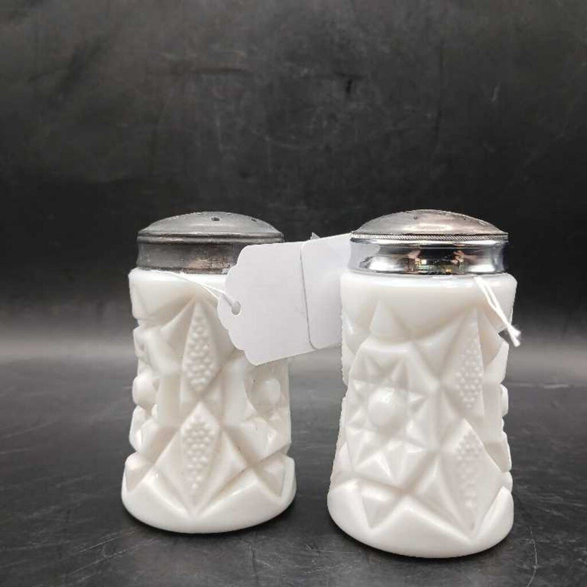 Fostoria Winburn White Milk Glass Salt & Pepper Shaker Set