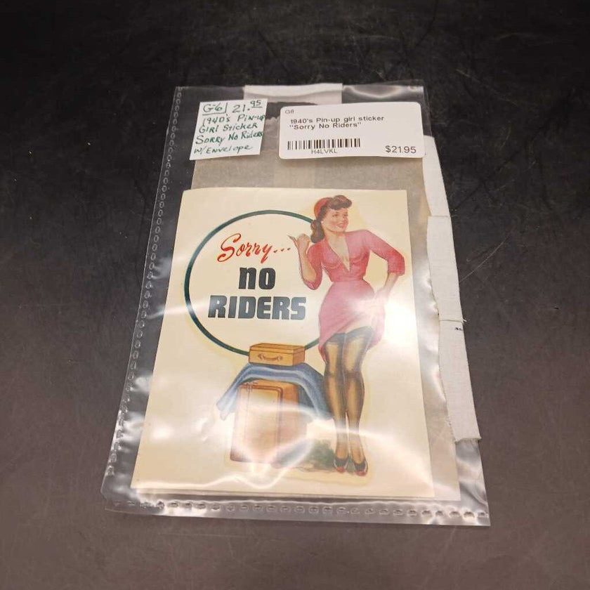 1940's Pin-up girl sticker 