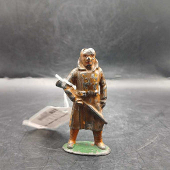 Barclay lead soldier standing