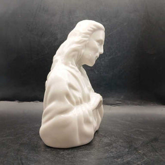Porcelain Praying Jesus