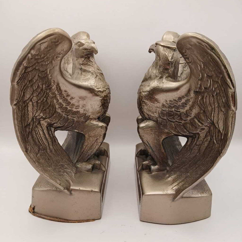 Pair of Bald Eagle book ends