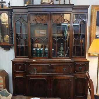 Large Hutch