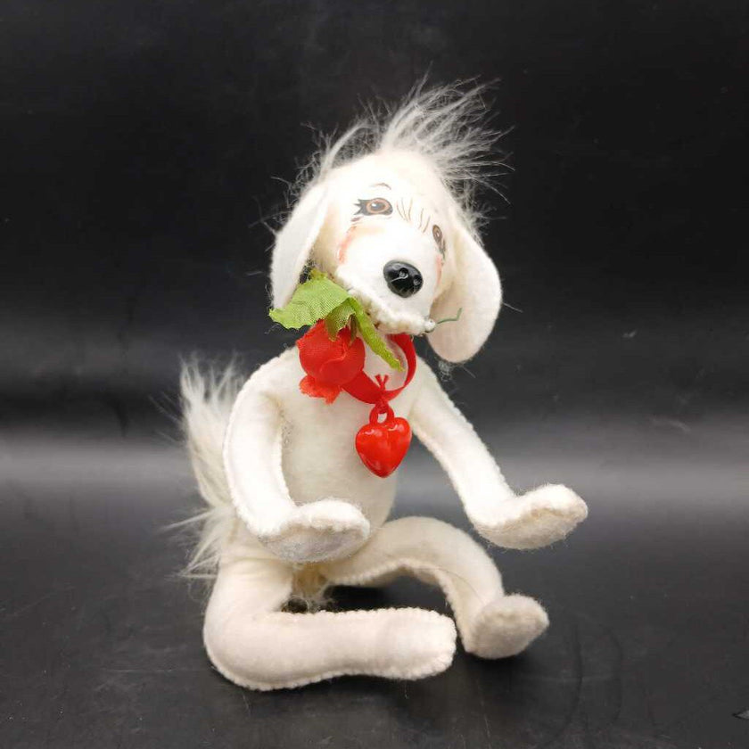 Annalee Valentine Dog