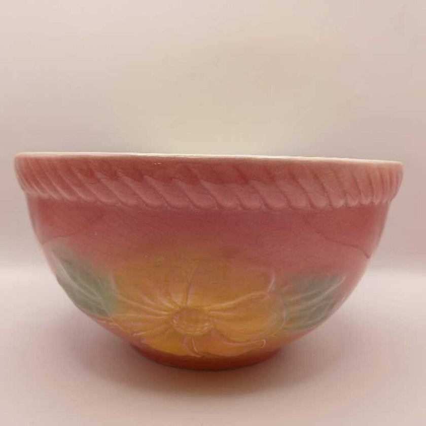 1950. Hull small mixing bowl sunglow