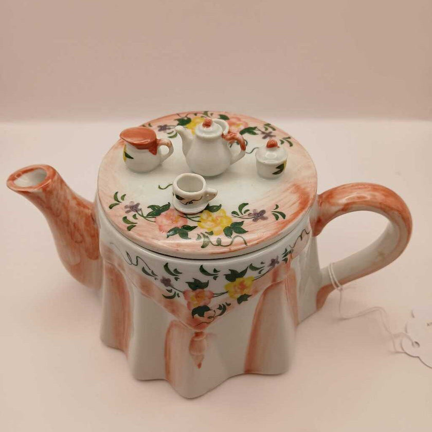 Teaser teapot